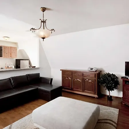 Moderion - Market Squar South Apartment