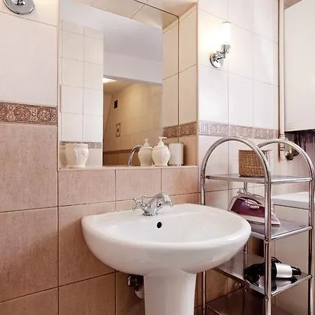 Moderion - Market Squar South Apartment *