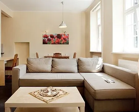 Moderion - Market Squar South Apartment
