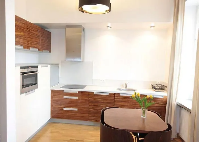 Moderion - Market Squar South *